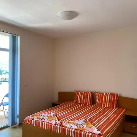 Apart Otel Prostor 4*